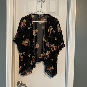 Short sleeve kimono